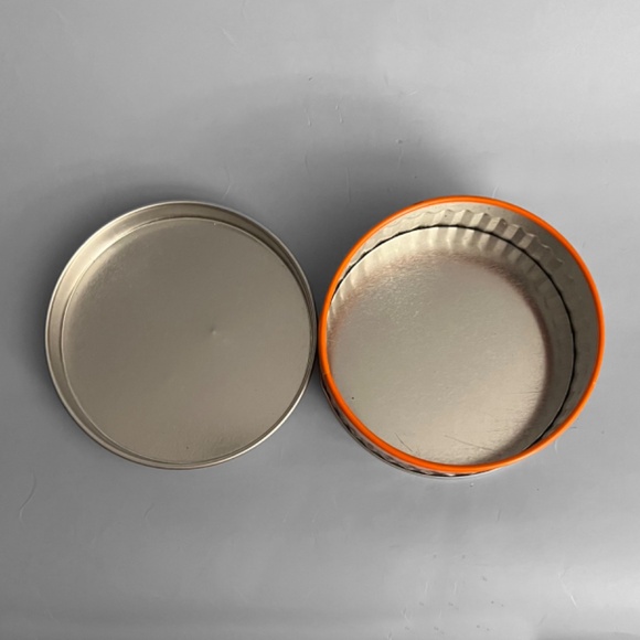 Reeses Peanut Butter Cups Tins & Mini Mug - Picture 12 of 14